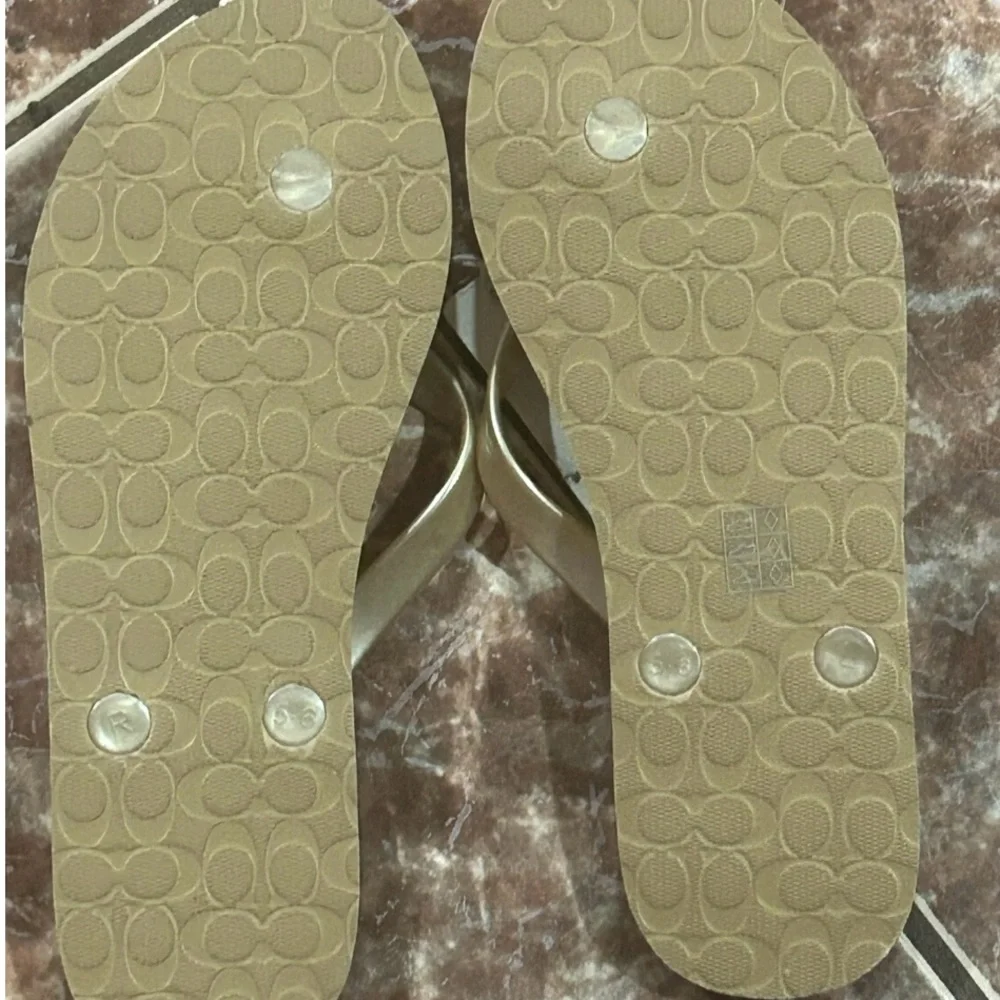 Authentic Coach NWT Gold and Tan Flip Flops - Picture 2 of 4